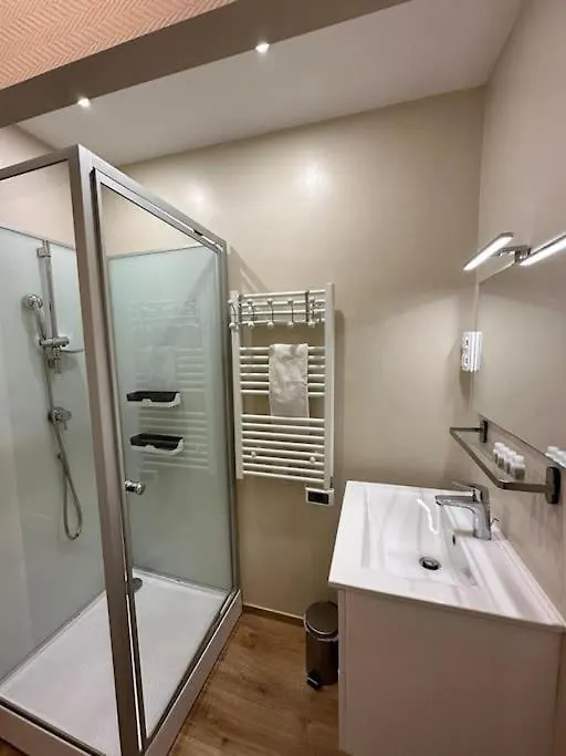 Parisian Stay In A Cosy Flat - Republique Apartment Paris
